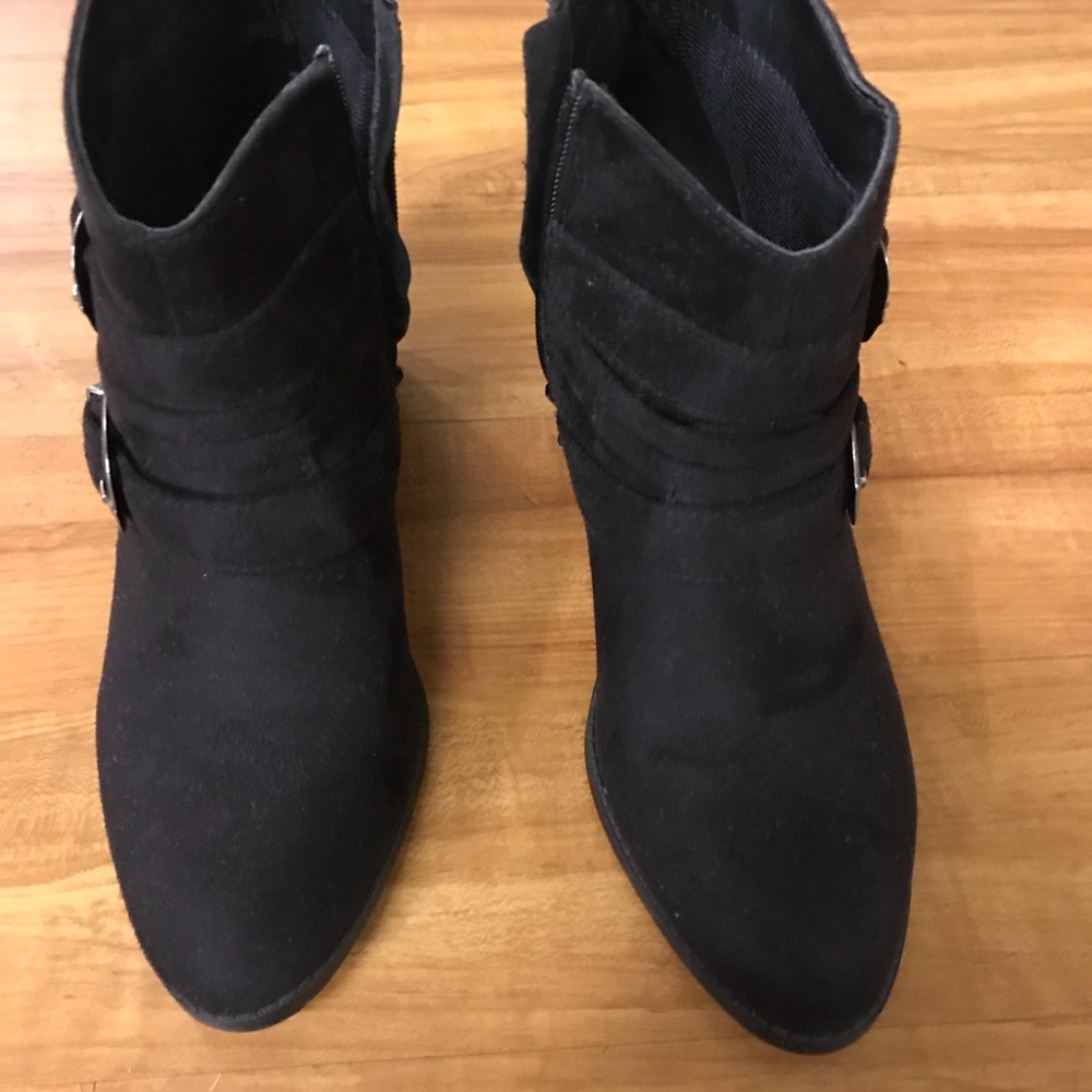 Black Bootie boots.
